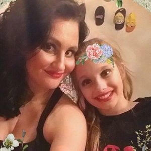 Meet your Posher, Alicia